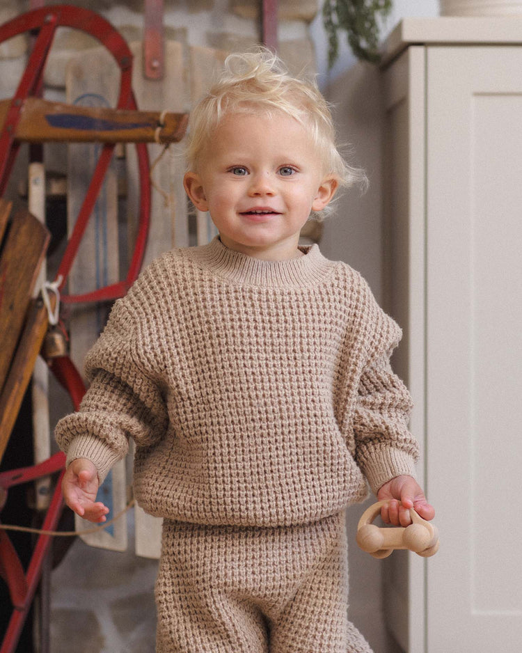 chunky knit sweater in heathered latte