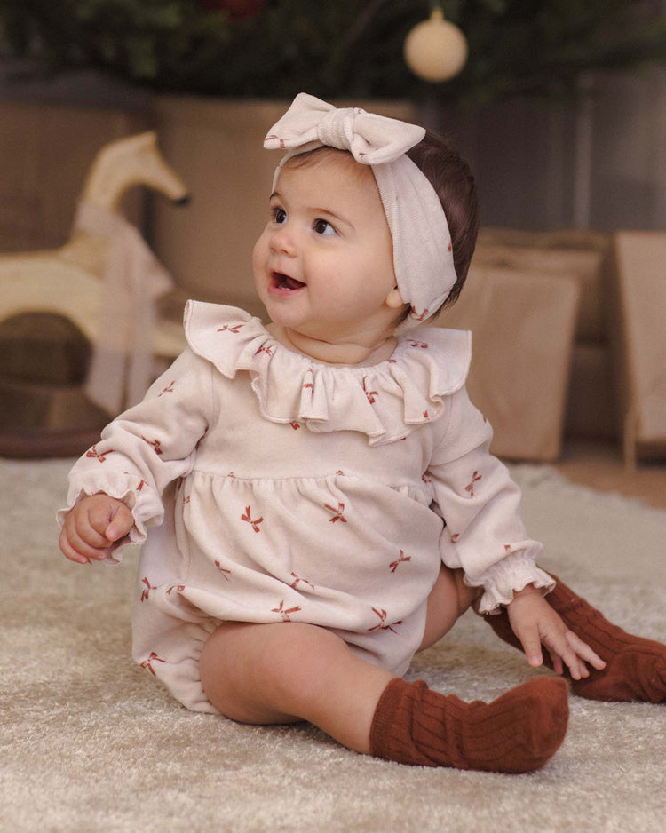 socks set in natural + redwood