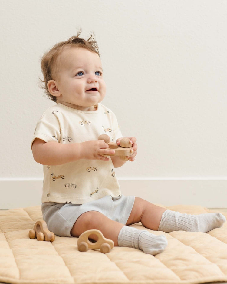 quincy mae play short in sky baby Little
