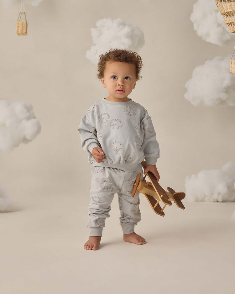 quincy mae relaxed sweatshirt in lions baby Little