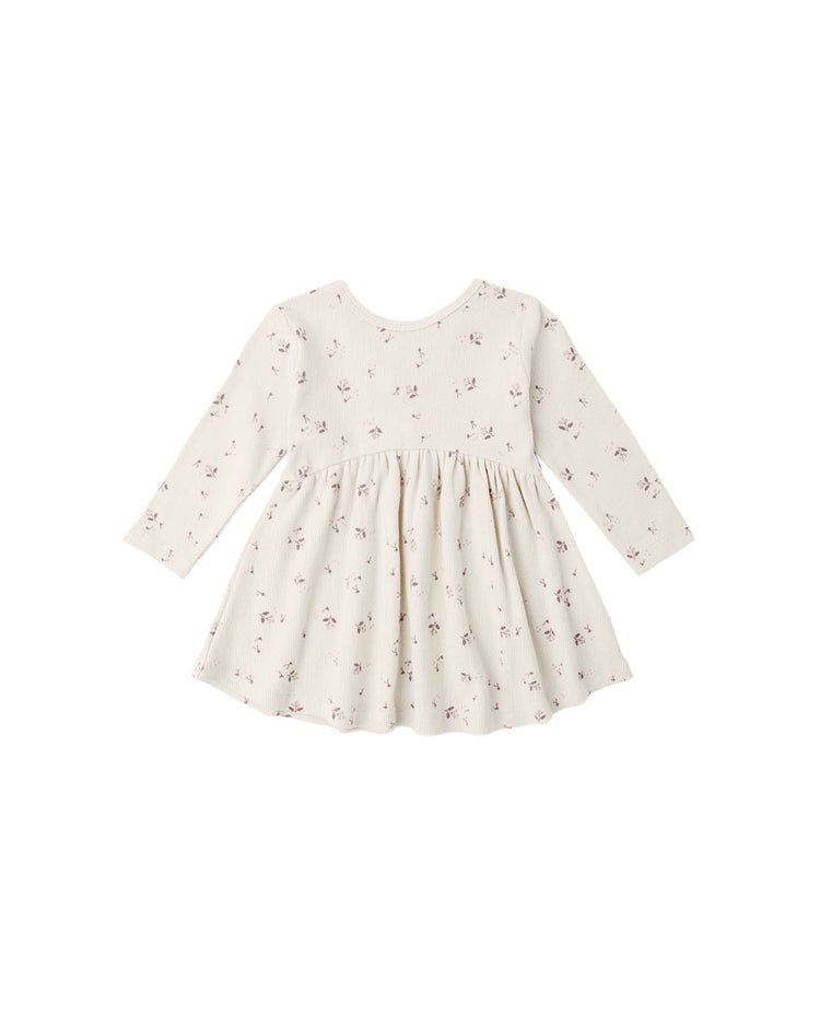 The quincy mae ribbed long sleeve dress in fall ditsy is crafted from organic cotton in off-white, featuring a delicate small print, a gathered waist, and soft, flowing fabric for gentle comfort.