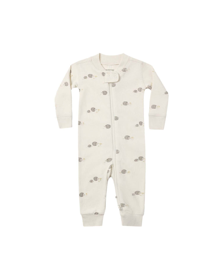 Quincy Mae zip long sleeve sleeper in hedgehog, made from cream-colored organic cotton with a gray cloud pattern, features a front zipper and snap closure at the neckline, shown on a white background.