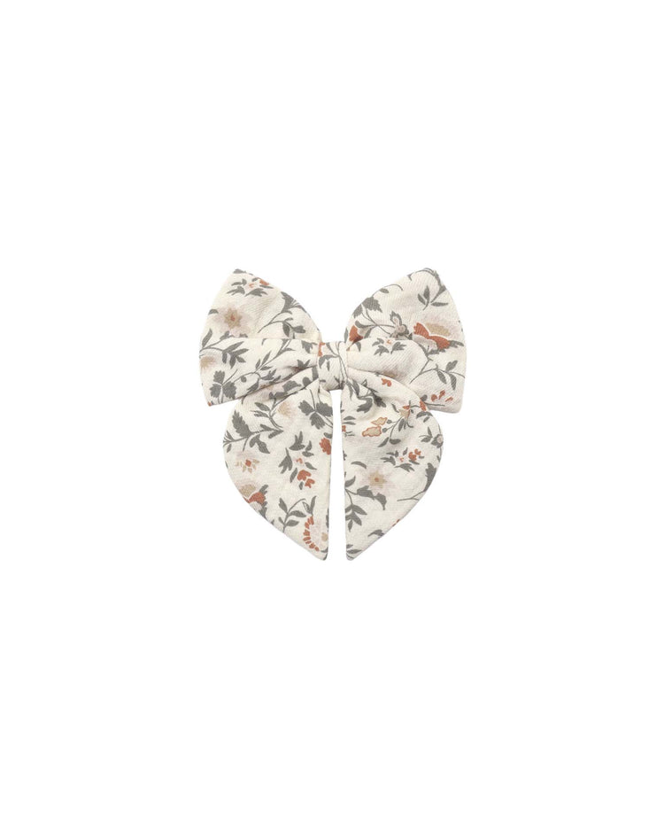 bow in holiday floral