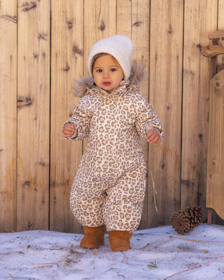 ski snowsuit in leopard