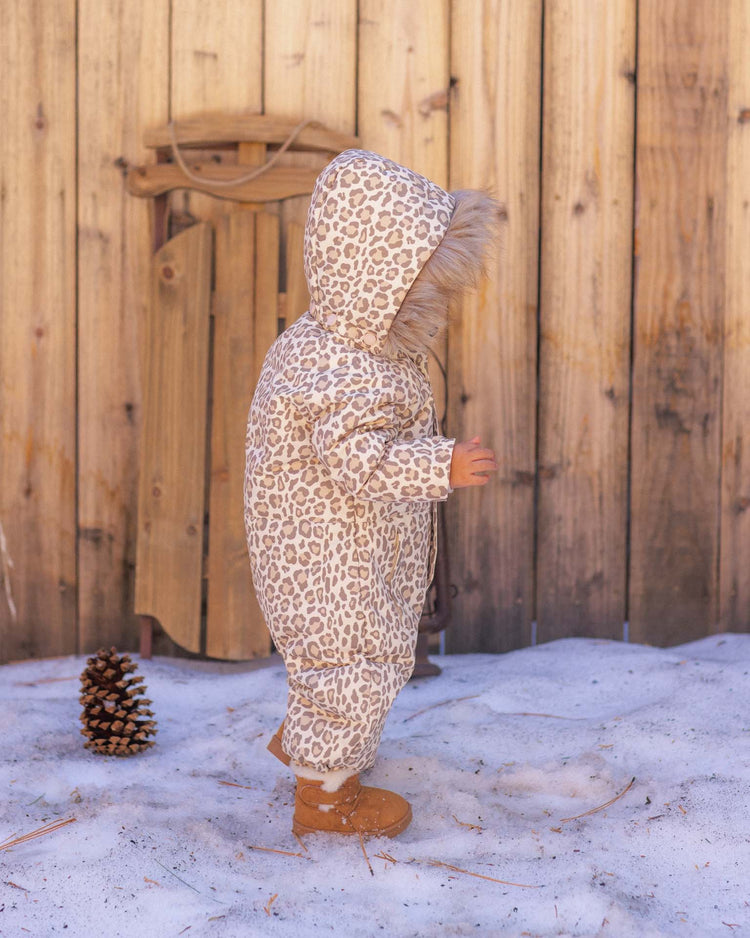 ski snowsuit in leopard