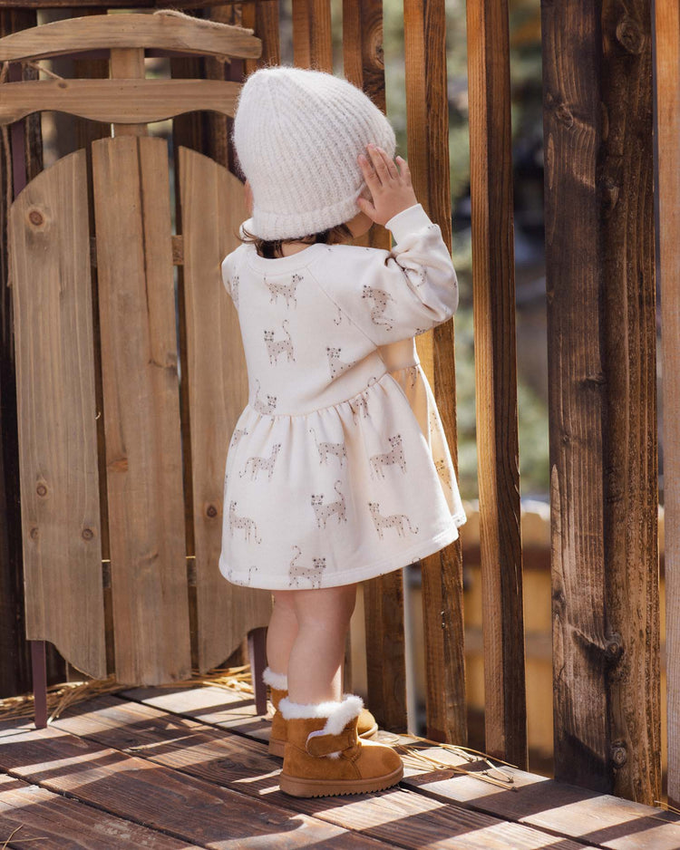 raglan dress in leopards