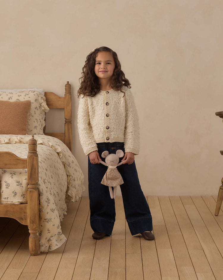 rylee + cru goldie the mouse play Little