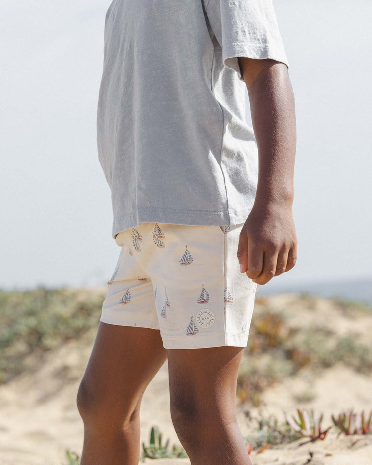 Little rylee + cru kids boardshort in sail
