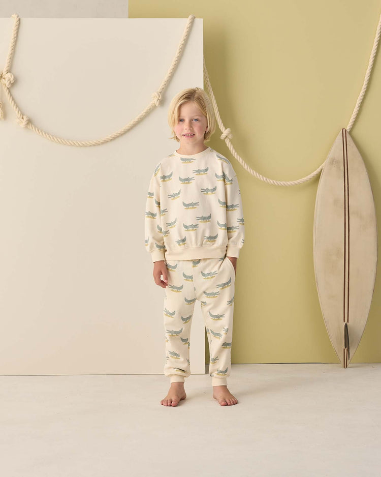 rylee + cru relaxed sweatshirt in alligators kids Little