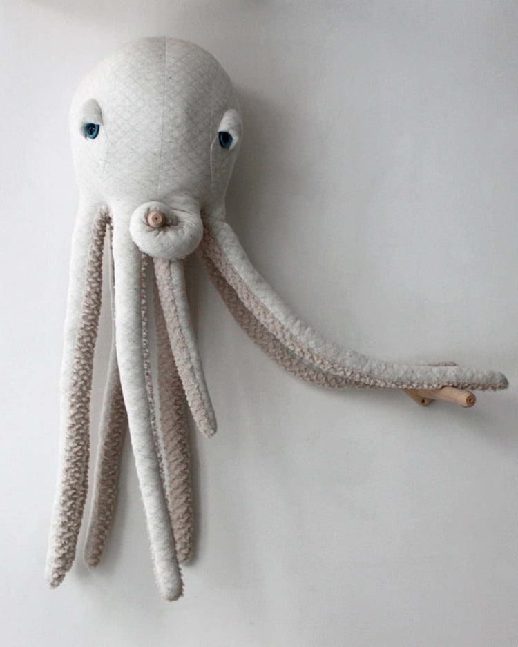 Little BigStuffed play big octopus albino
