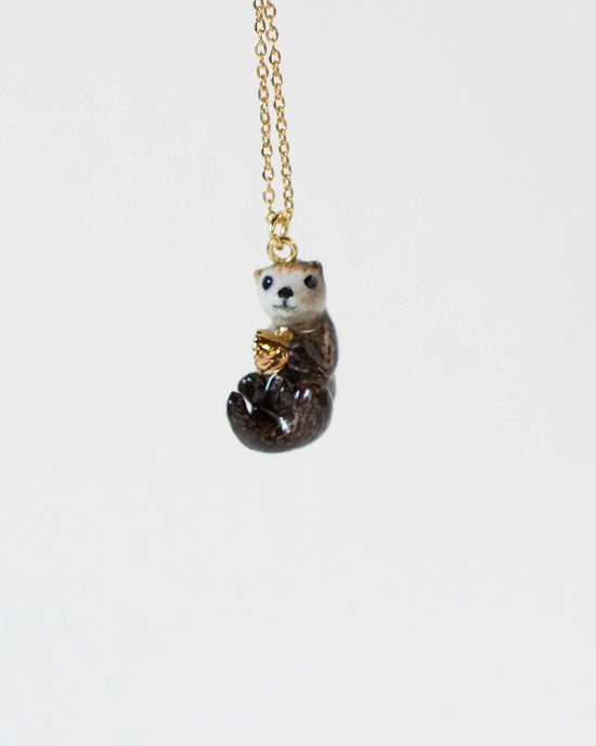 Little camp hollow accessories river otter necklace
