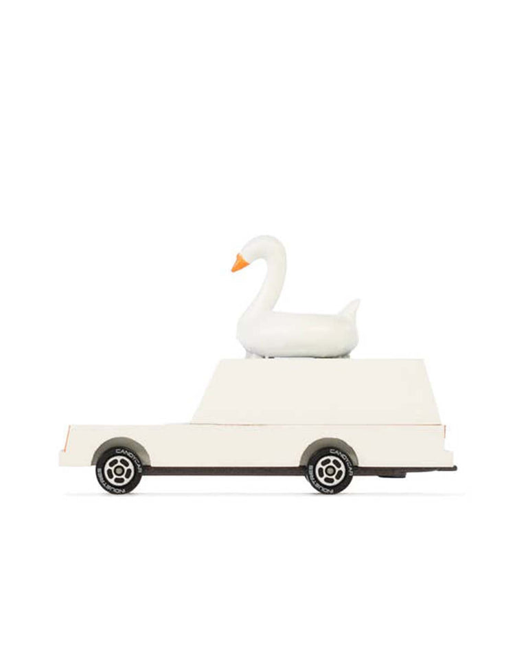 Little candylab play white swan candywagon