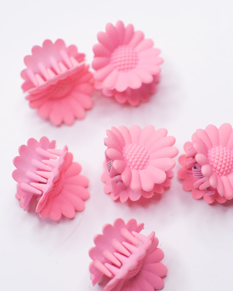 denim + daisy flower mini clips in pastel pink - Little