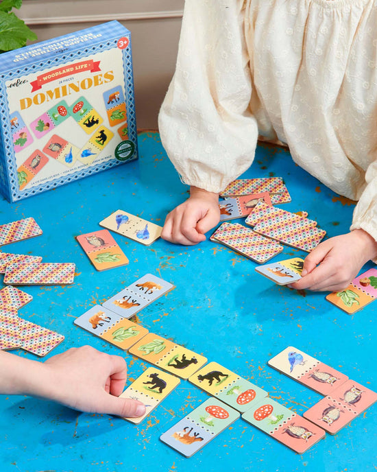 Little eeboo play busy woods dominos