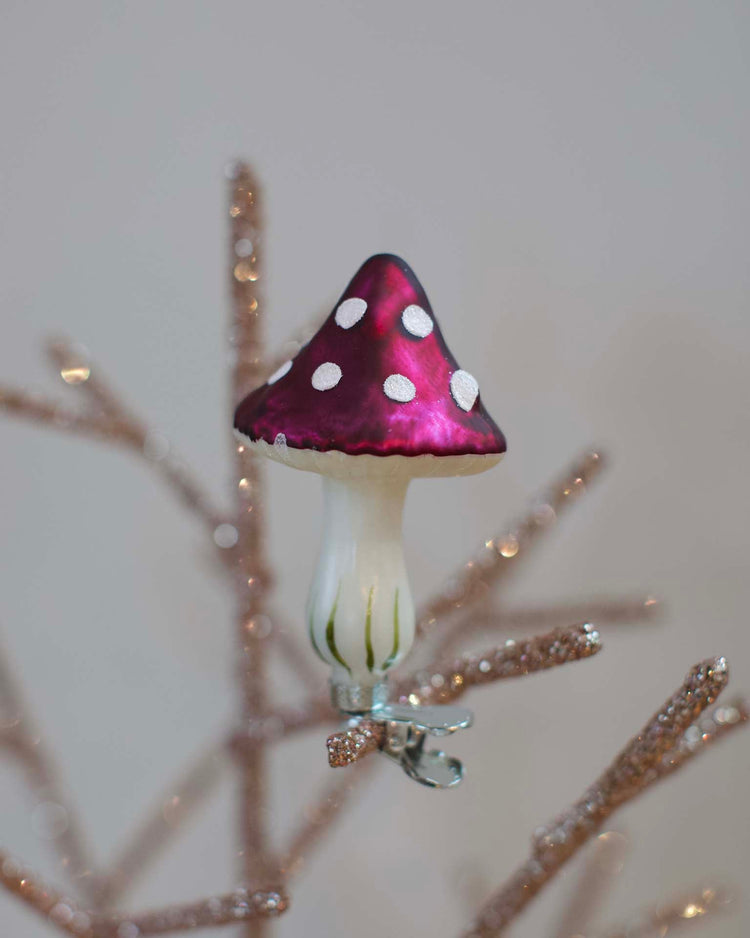 Little glitterville room purple clip-on mushroom ornament