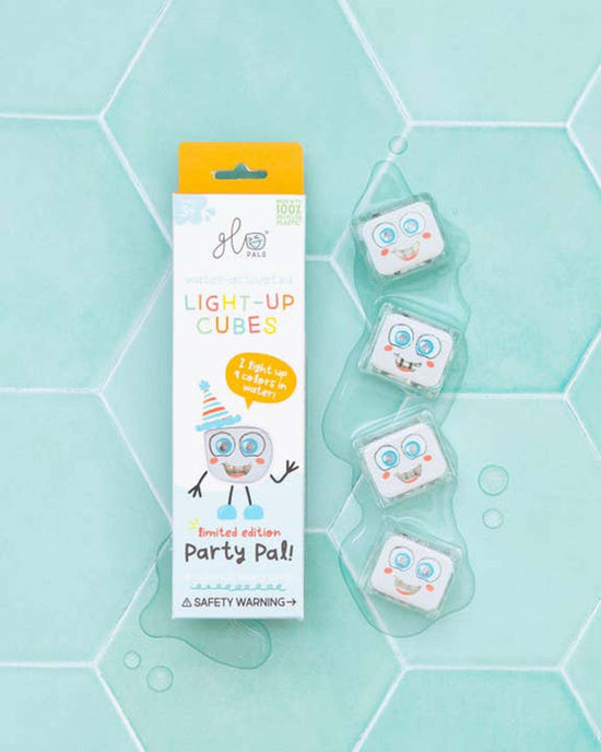Little glo pals play glo pals party pal light-up cubes