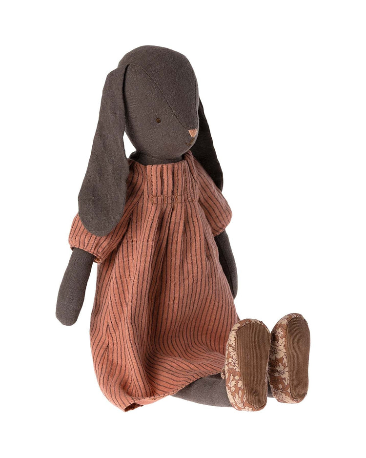 Little maileg play bunny size 3 in earth dress