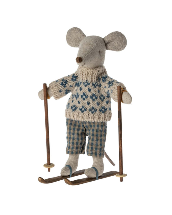 Little maileg play dad winter mouse
