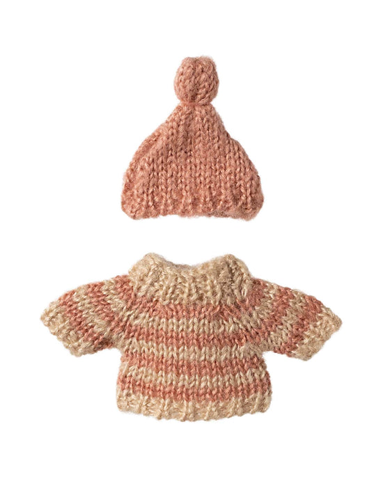 Little maileg play knitted sweater + hat for big sister mouse