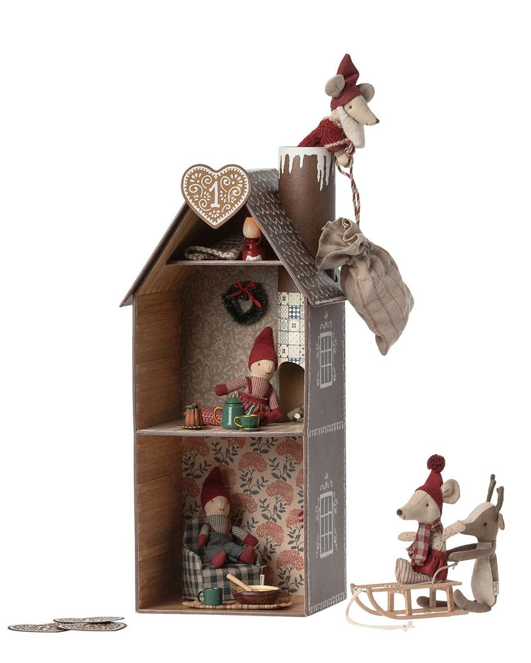 Little maileg play mouse gingerbread house
