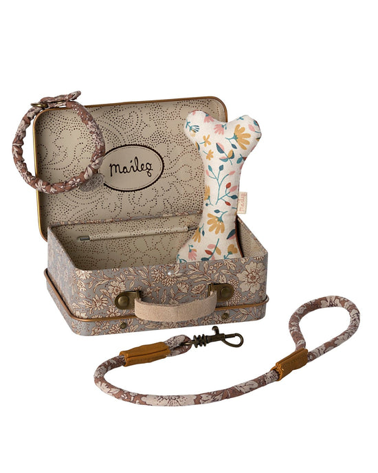 Little maileg play puppy accessories in rose