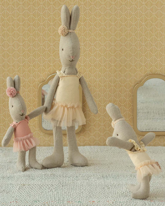 Little maileg play rabbit, micro - ballet suit and skirt cream