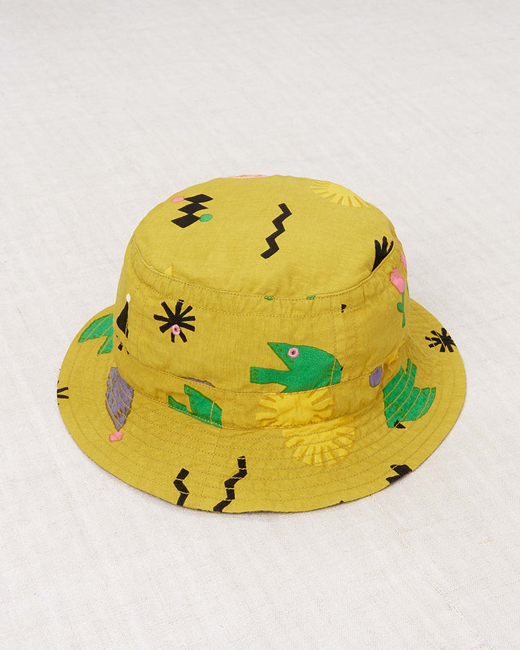 Little misha + puff accessories bucket hat in pistachio daleyden fête