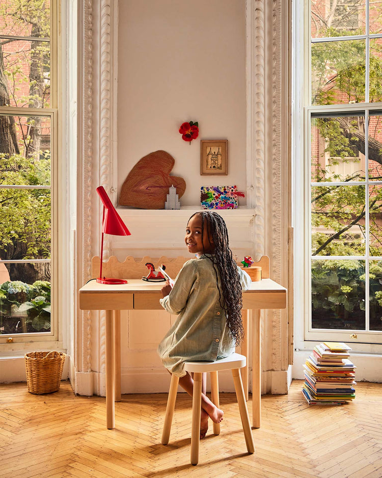 Little oeuf room moss desk in birch