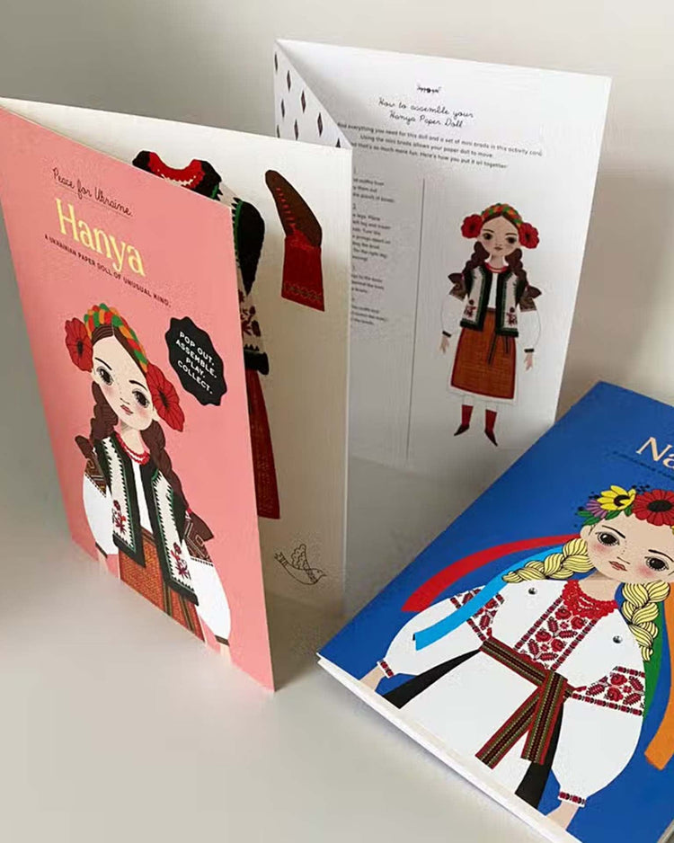 Little of unusual kind play Hanya paper doll