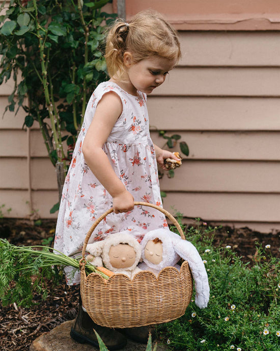 Little olli ella home petal basket in natural