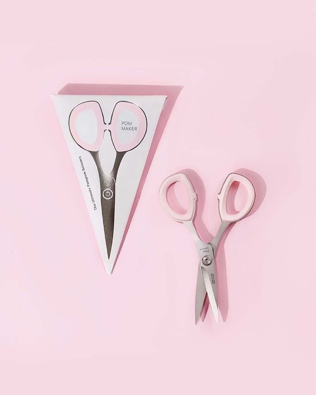 pom maker ultimate pompom scissors Little