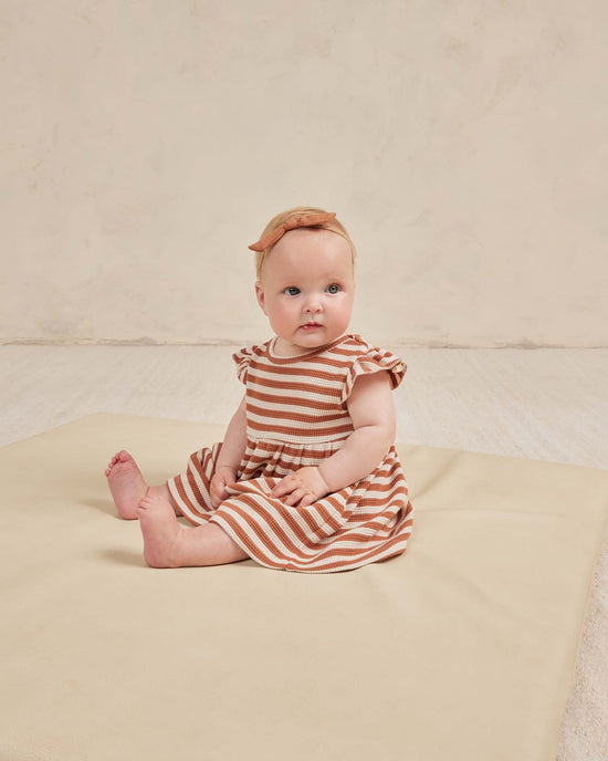 Little quincy mae baby flutter sleeve dress in clay stripe