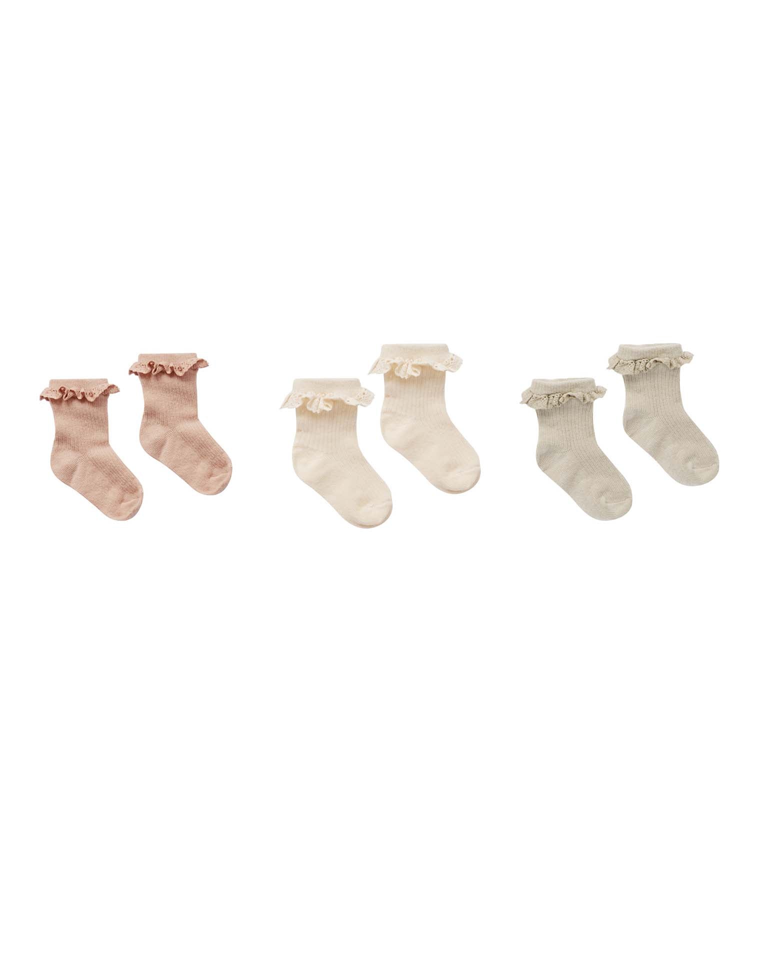 Little rylee + cru accessories ruffle socks in dove, natural, blush
