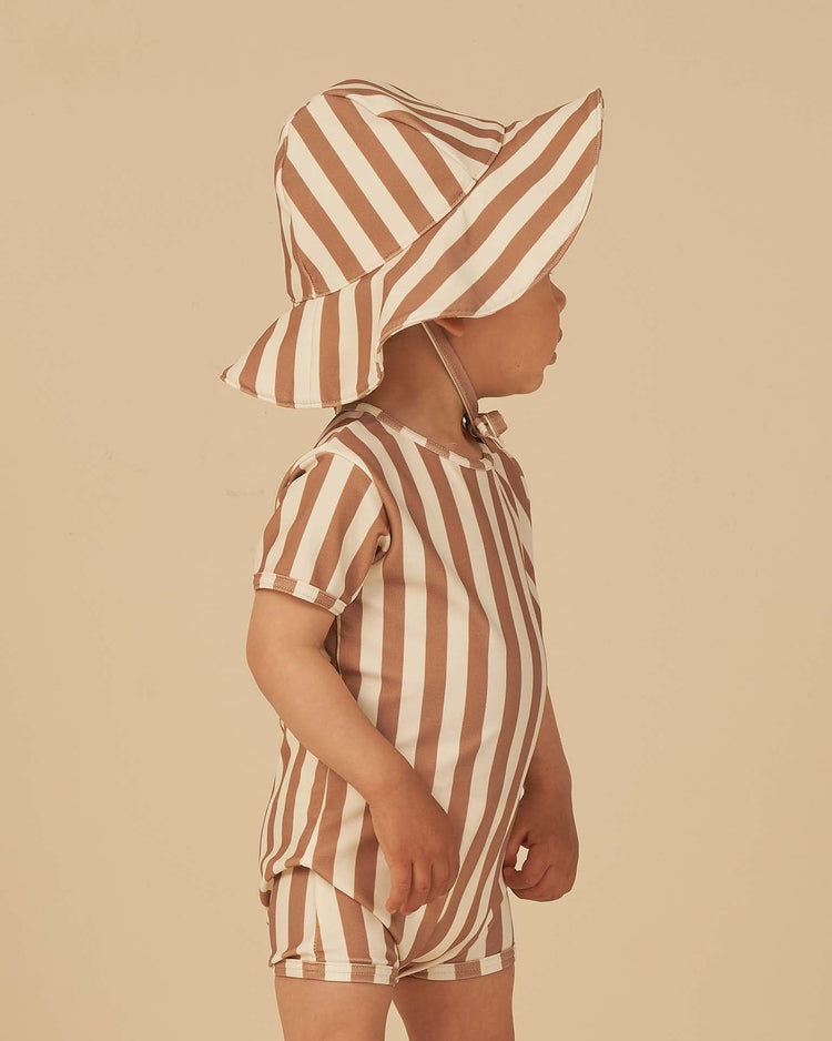 Little rylee + cru accessories sun hat in clay stripe