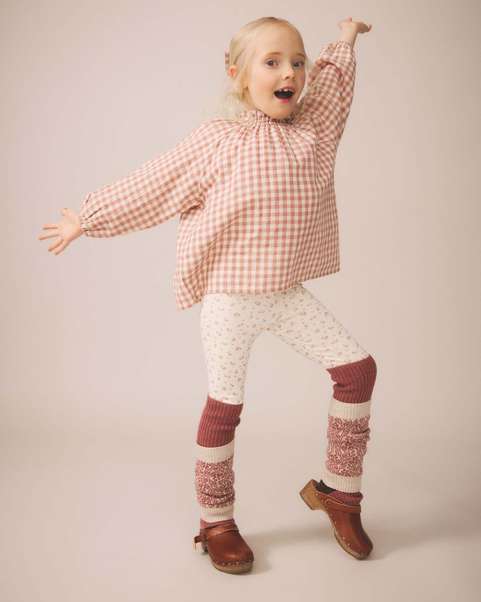 soor ploom imelda blouse in gingham, cherry at Little
