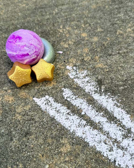 Little twee play mini galaxy sidewalk chalk