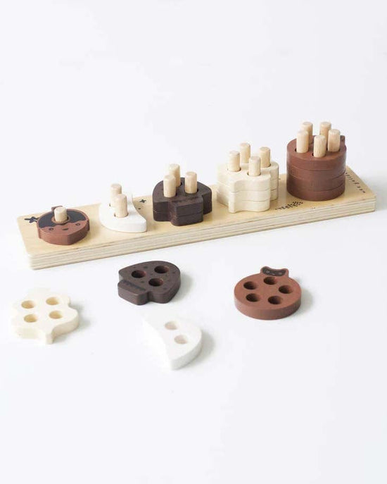 Little wee gallery play count and stack wooden toy