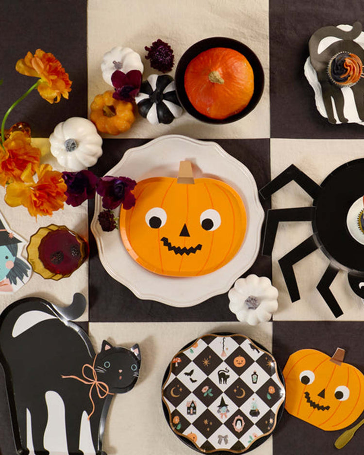 halloween pumpkin plates