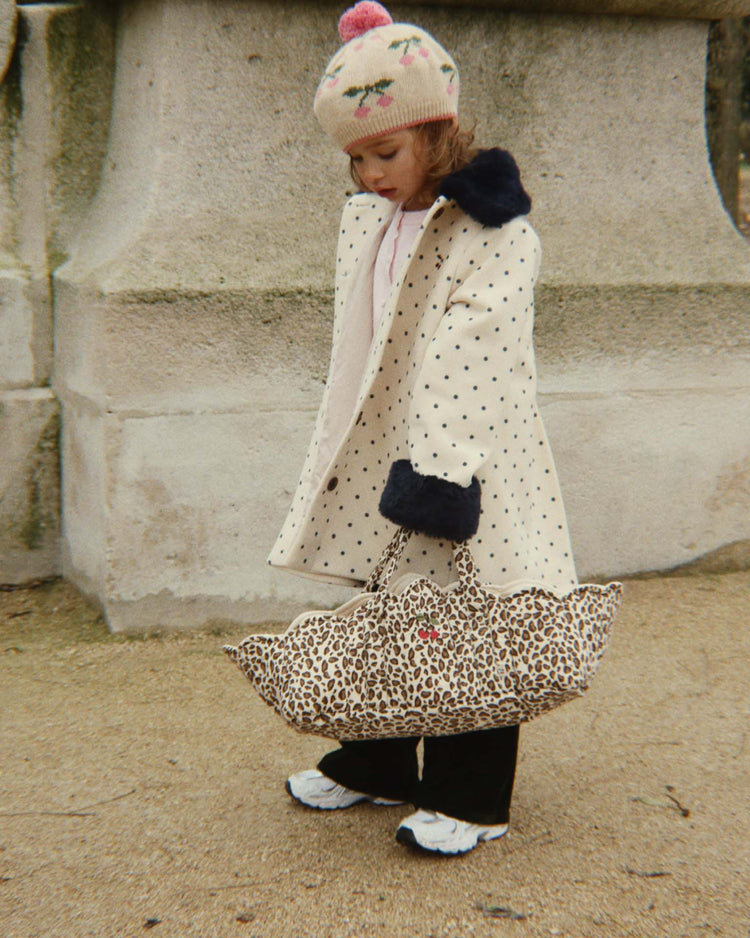 konges sløjd doll lift in leo play Little