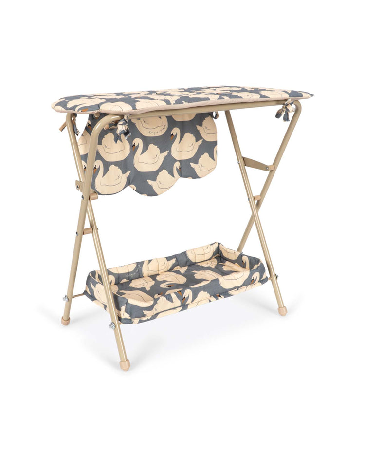 konges sløjd doll changing table in swan play Little