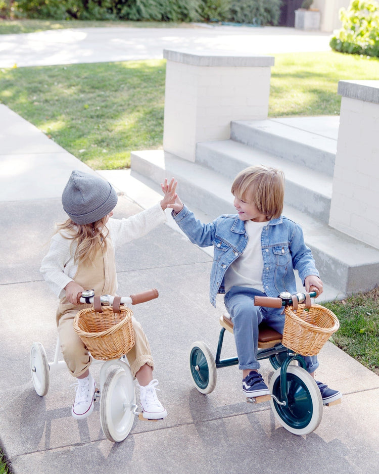 Little banwood play banwood trike in white