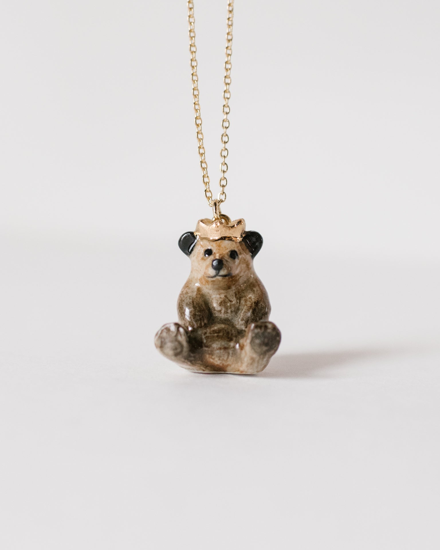 Little camp hollow accessories bear king necklace