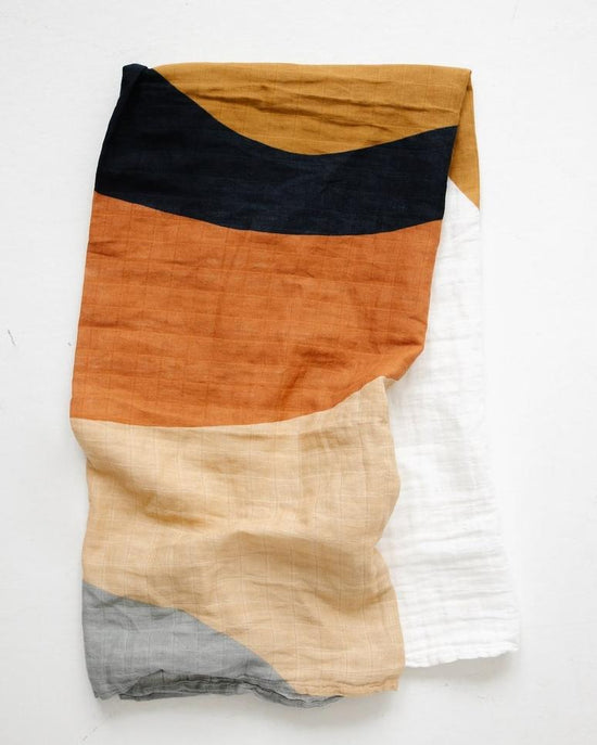 Little clementine kids room sunset swaddle