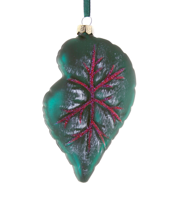 Little cody foster room veiny green glass leaf ornament