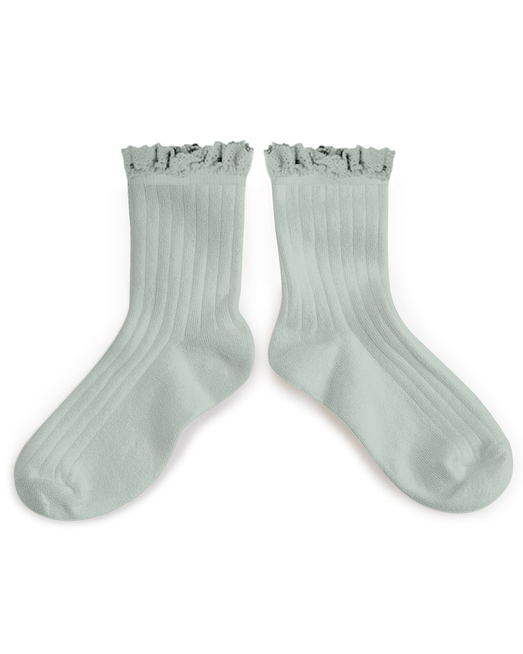 lili ankle socks in aigue marine
