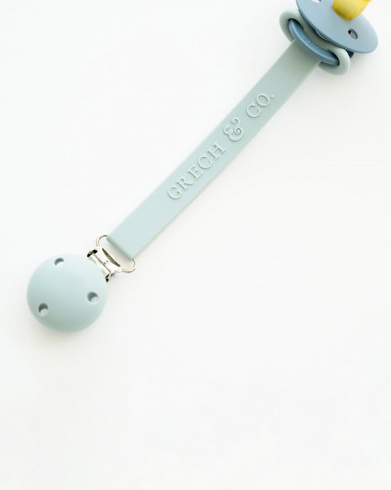 Little grech + co baby accessories pacifier clip in light blue