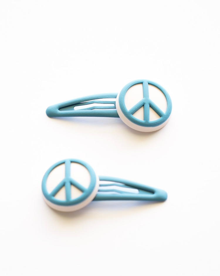Little grech + co accessories peace sign minimalist snap clip set