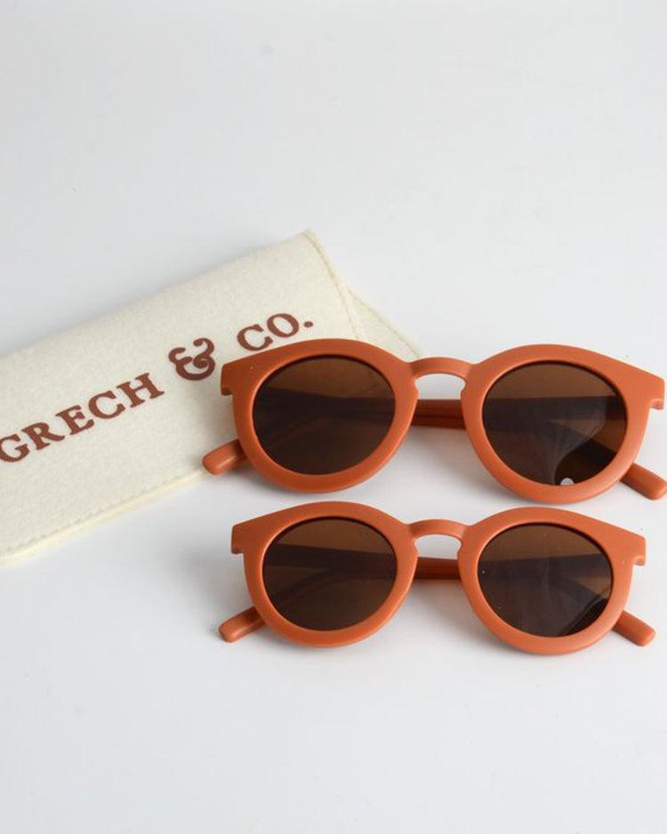 Little grech + co accessories sustainable sunglasses in rust for child + adult