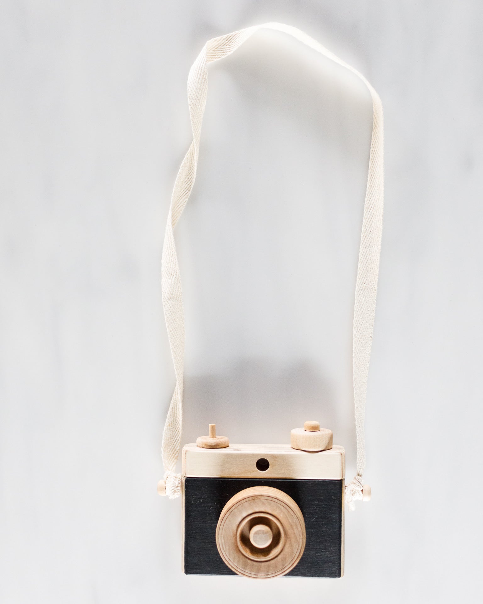 Little little rose & co. play classic camera in black