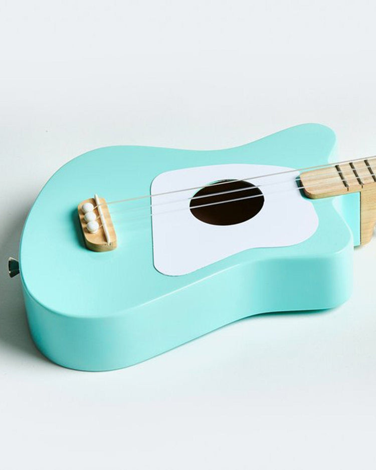 Little loog guitars play loog mini in green